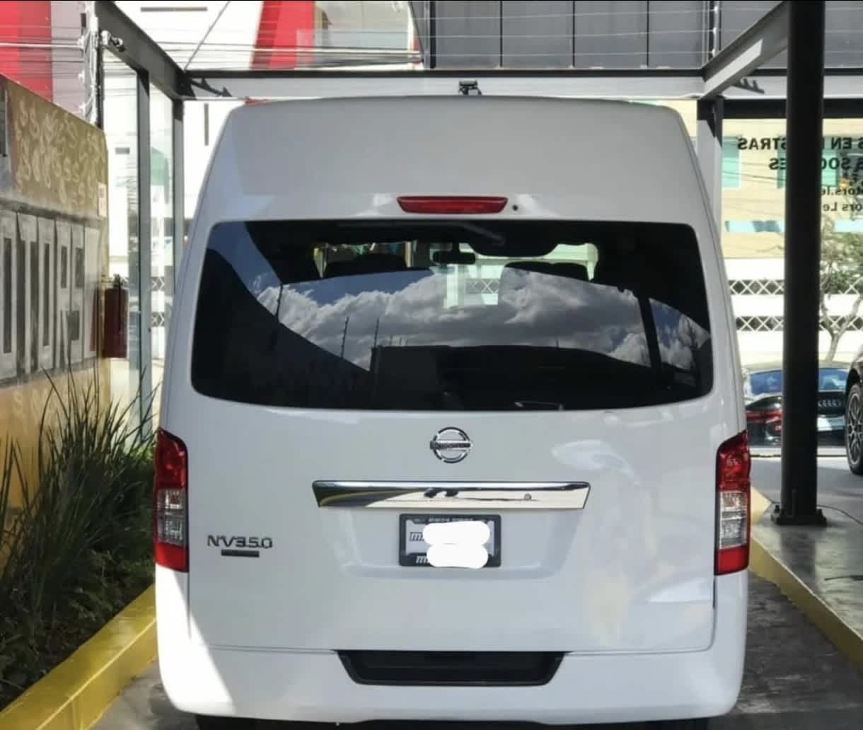 Auto 1
