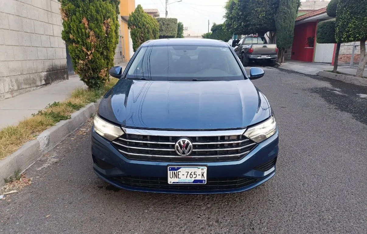 Auto 1